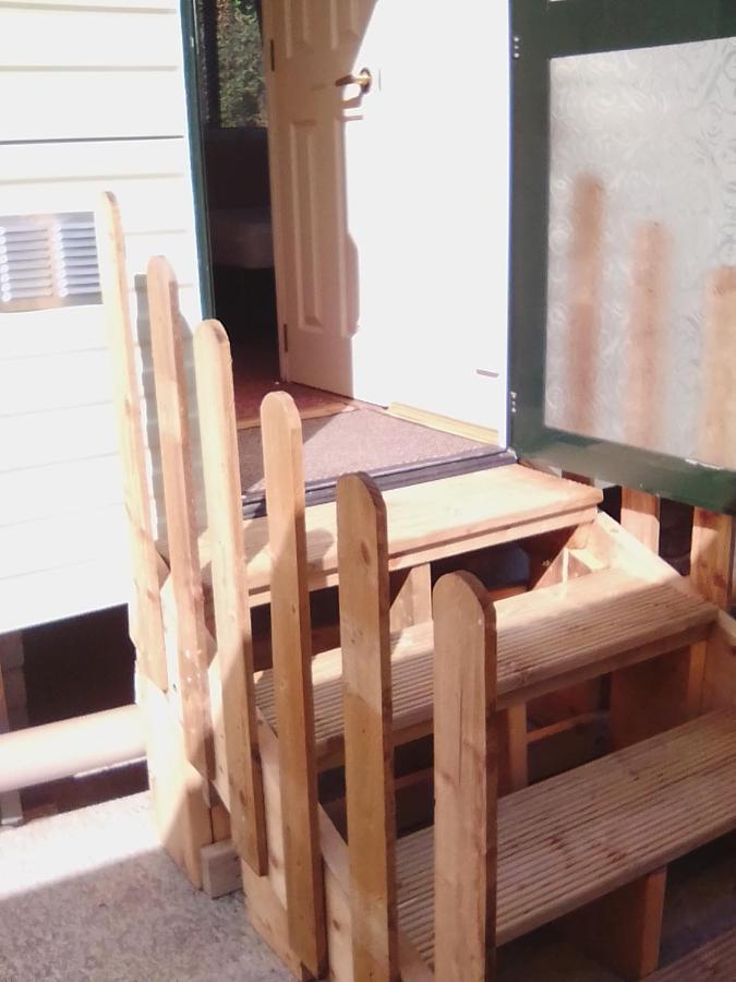 Cosy Chalet Mobile Home , Peace & Quiet ディングル エクステリア 写真