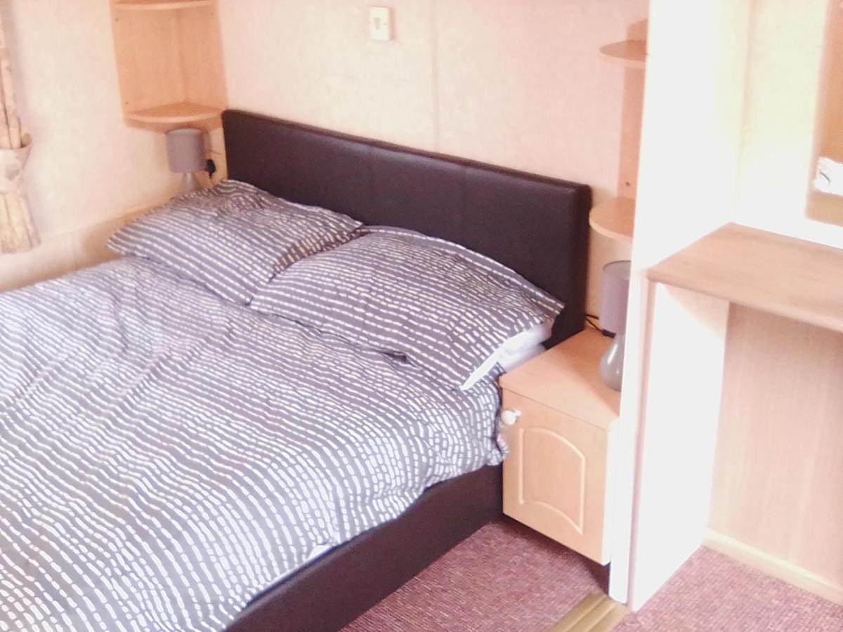 Cosy Chalet Mobile Home , Peace & Quiet ディングル エクステリア 写真