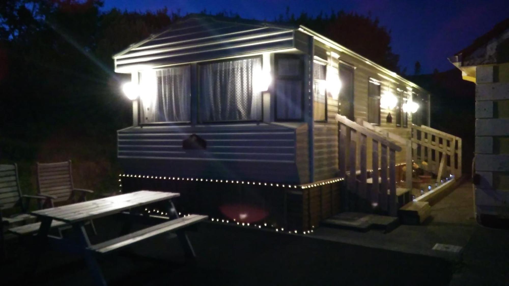 Cosy Chalet Mobile Home , Peace & Quiet ディングル エクステリア 写真